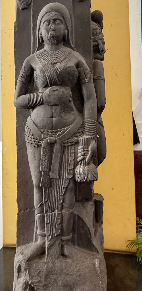 Yakshi, railing pillar from the Bharhut stupa, Bharhut stone carvers