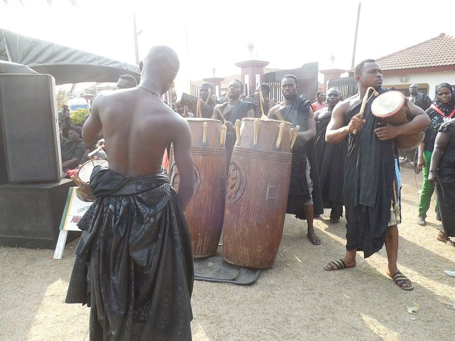 Fontomfrom drummers