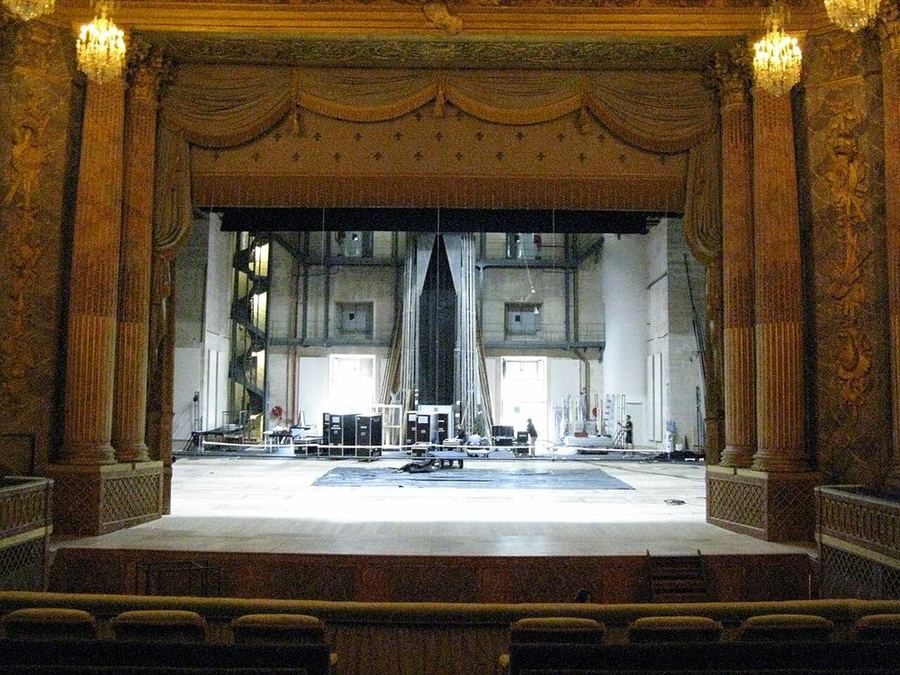The Opera (1770), Versailles